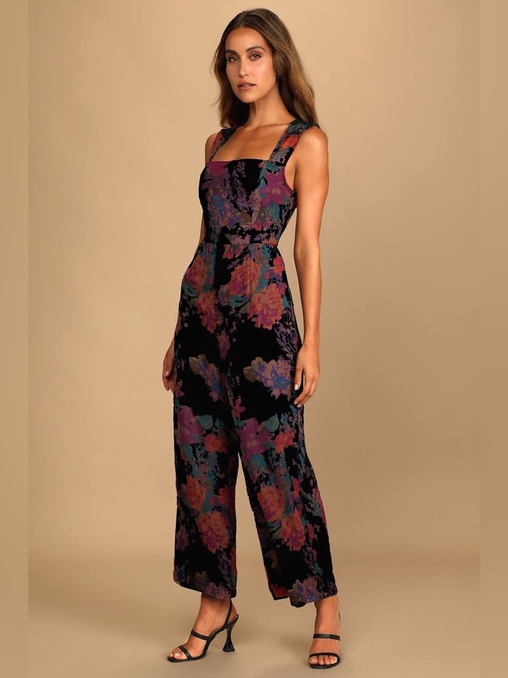 NWOT Lulus Floral Jumpsuit Size Small (S)